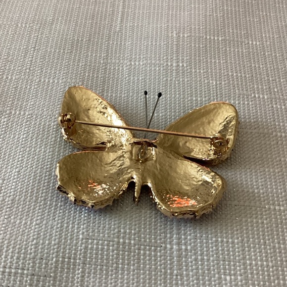 Butterfly Rhinestone Gold Tone Brooch - Picture 2 of 2